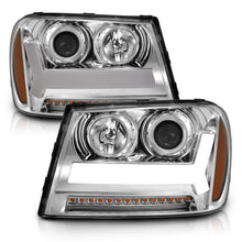 Load image into Gallery viewer, Anzo USA 111391 Projector Headlight Set Fits 06-09 Trailblazer
