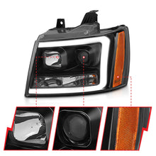 Load image into Gallery viewer, Anzo USA 111402 Projector Headlight Set