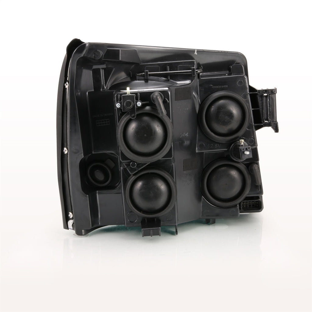 Anzo USA 111423 Crystal Headlight Set Fits 03-06 Escalade