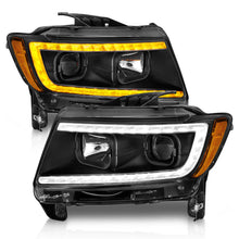 Load image into Gallery viewer, Anzo USA 111568 Projector Headlight Set Fits 11-13 Grand Cherokee (WK2)