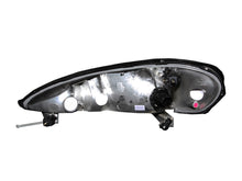 Load image into Gallery viewer, Anzo USA 121116 Crystal Headlight Set Fits 99-05 Grand Am