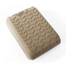 Load image into Gallery viewer, Rugged Ridge 13107.41 Center Console Cover Fits 07-10 Wrangler (JK)