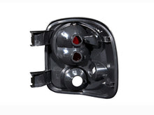 Load image into Gallery viewer, Anzo USA 211028 Tail Light Assembly Fits 99-04 Sierra 1500 Silverado 1500
