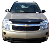 Load image into Gallery viewer, Auto Ventshade 25329 Bugflector II Stone/Bug Deflector Fits 05-09 Equinox