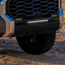 Load image into Gallery viewer, Rigid Industries 37201 SR-Series Fog Light Fits 22-24 Tundra
