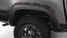 Load image into Gallery viewer, Bushwacker 40138-02 Pocket Style Fender Flares Fits 15-22 Colorado