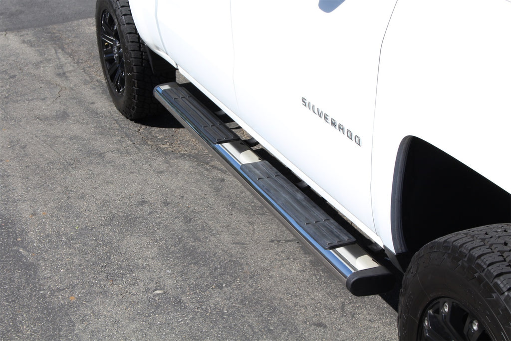 Go Rhino 686404680PS 6 in. OE Xtreme Side Steps w/Mounting Brackets Kit