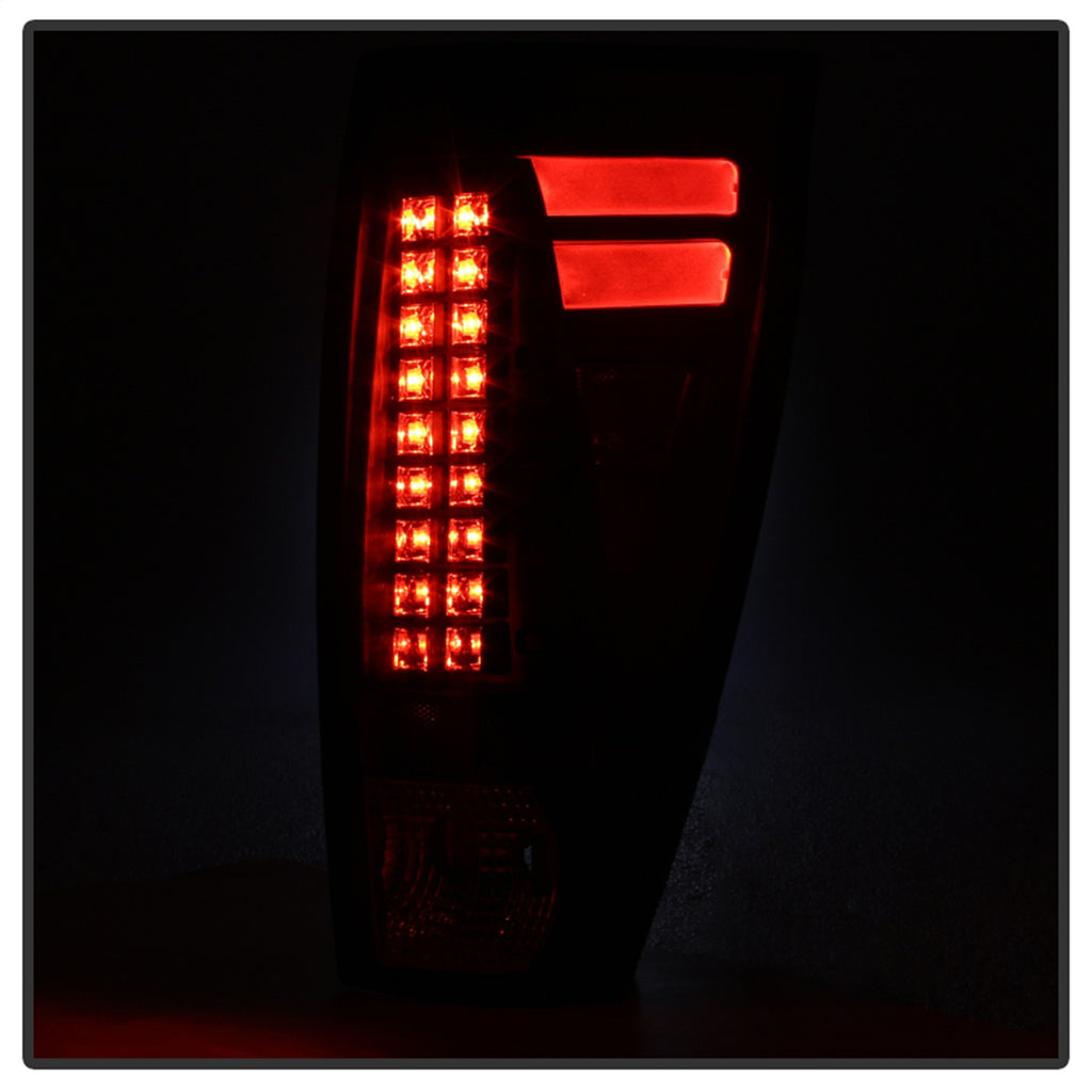 Spyder Auto 5001061 LED Tail Lights Fits 02-06 Avalanche 1500 Avalanche 2500