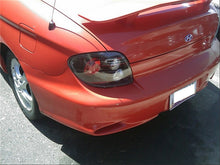 Load image into Gallery viewer, Spyder Auto 5005403 Euro Style Tail Lights Fits 00-01 Tiburon