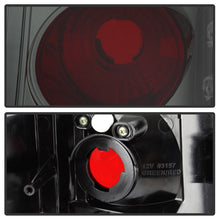 Load image into Gallery viewer, Spyder Auto 5005564 Euro Style Tail Lights Fits 05-06 Grand Cherokee (WK)