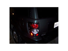 Load image into Gallery viewer, Spyder Auto 5005625 Euro Style Tail Lights Fits 99-04 Grand Cherokee (WJ)