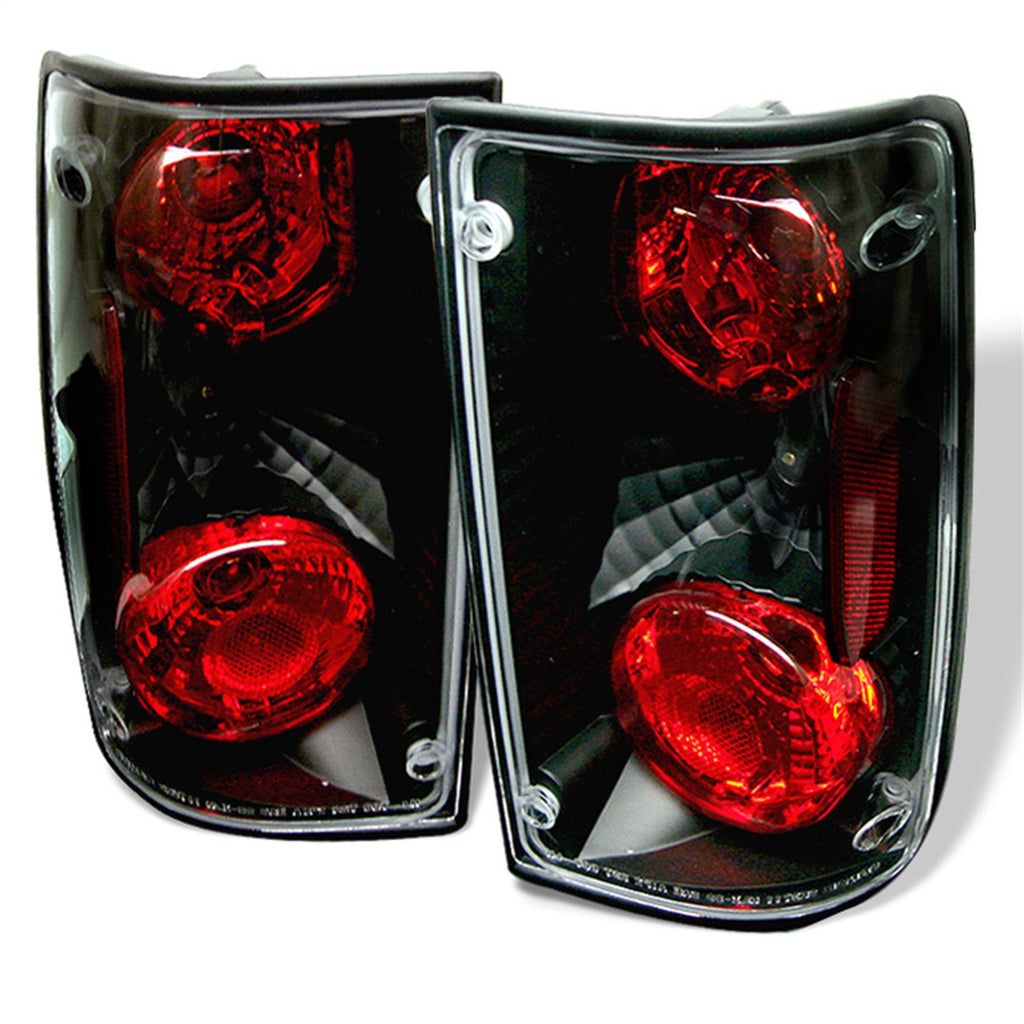 Spyder Auto 5007636 Euro Style Tail Lights Fits 89-95 Hilux Pickup T100 Pickup