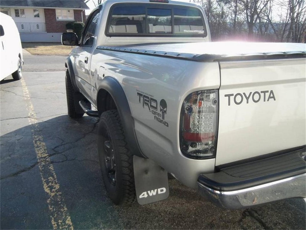 Spyder Auto 5007889 LED Tail Lights Fits 01-04 Tacoma