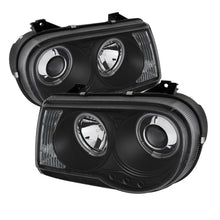 Load image into Gallery viewer, Spyder Auto 5009111 CCFL LED Projector Headlights Fits 05-10 300