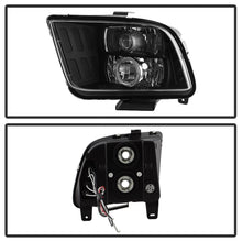 Load image into Gallery viewer, Spyder Auto 5010377 Halo Projector Headlights Fits 05-09 Mustang