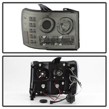 Load image into Gallery viewer, Spyder Auto 5010629 Halo Projector Headlights