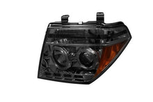 Load image into Gallery viewer, Spyder Auto 5011541 Halo LED Projector Headlights Fits 05-08 Frontier Pathfinder