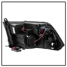 Load image into Gallery viewer, Spyder Auto 5030320 CCFL LED Projector Headlights