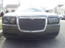 Load image into Gallery viewer, Spyder Auto 5033833 Halo LED Projector Headlights Fits 09-10 300