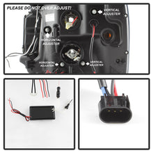 Load image into Gallery viewer, Spyder Auto 5038319 CCFL Halo Projector Headlights