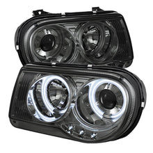 Load image into Gallery viewer, Spyder Auto 5041982 CCFL LED Projector Headlights Fits 05-10 300