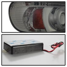 Load image into Gallery viewer, Spyder Auto 5042019 CCFL Halo Projector Headlights