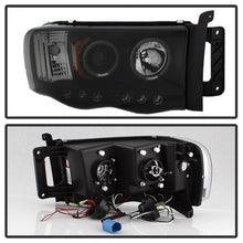 Load image into Gallery viewer, Spyder Auto 5078384 Halo LED Projector Headlights