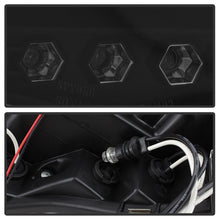Load image into Gallery viewer, Spyder Auto 5078384 Halo LED Projector Headlights