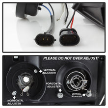 Load image into Gallery viewer, Spyder Auto 5078919 CCFL Halo LED Projector Headlights