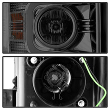 Load image into Gallery viewer, Spyder Auto 5081056 Projector Headlights