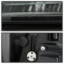 Load image into Gallery viewer, Spyder Auto 5082589 DRL LED Projector Headlights