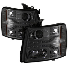 Load image into Gallery viewer, Spyder Auto 5083593 DRL LED Projector Headlights