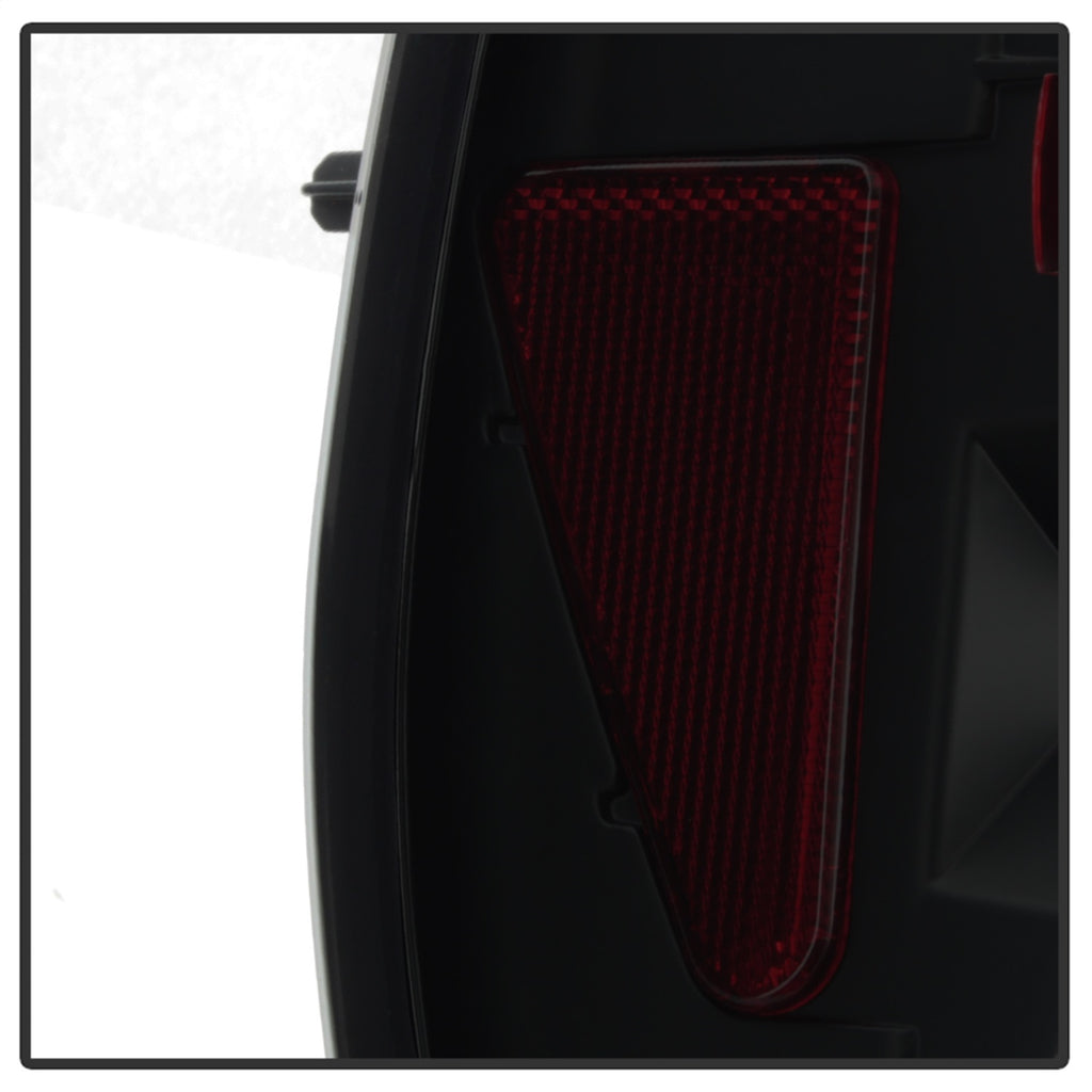 Spyder Auto 5084330 Euro Style Tail Lights Fits 04-12 Canyon Colorado