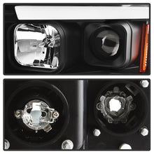 Load image into Gallery viewer, Spyder Auto 5084606 Projector Headlights Fits 02-05 Ram 1500 Ram 2500 Ram 3500