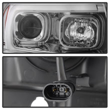 Load image into Gallery viewer, Spyder Auto 5085214 Projector Headlights Fits 99-04 Grand Cherokee (WJ)