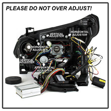 Load image into Gallery viewer, Spyder Auto 5085528 Projector Headlights