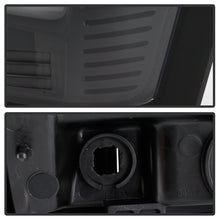 Load image into Gallery viewer, Spyder Auto 5086600 Projector Headlights Fits 04-06 Durango