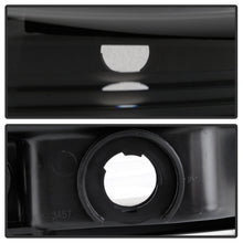 Load image into Gallery viewer, Spyder Auto 5086600 Projector Headlights Fits 04-06 Durango