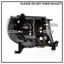 Load image into Gallery viewer, Spyder Auto 5088185 Projector Headlights Fits 05-11 Tacoma