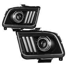 Load image into Gallery viewer, Spyder Auto 5088192 APEX Series Projector Headlights Fits 05-08 Mustang