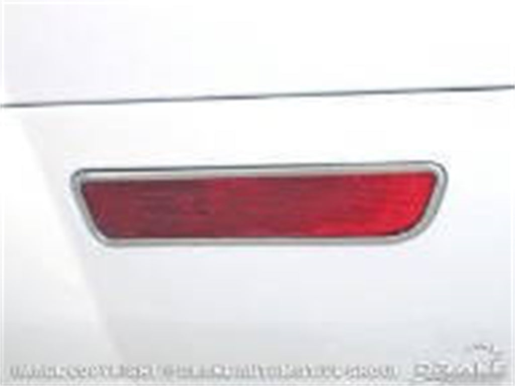 Drake Muscle 5R3Z-15A201-AL Quarter Light Reflector Trim Fits 05-09 Mustang