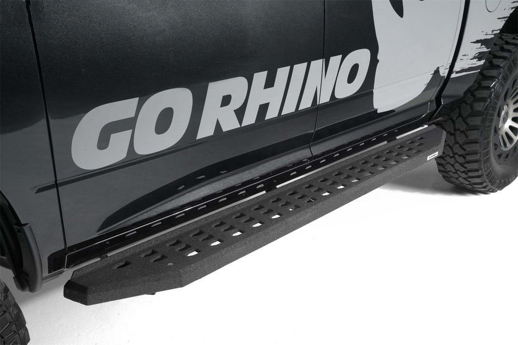 Go Rhino 69420687T RB20 Running Boards w/Mounting Brackets