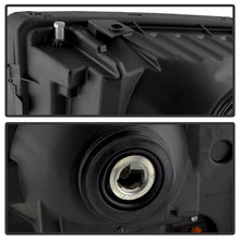 Load image into Gallery viewer, Spyder Auto 9030444 XTune Crystal Headlights