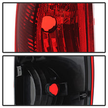 Load image into Gallery viewer, Spyder Auto 9030888 XTune Tail Light Fits 02-06 Avalanche 1500 Avalanche 2500