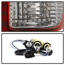 Load image into Gallery viewer, Spyder Auto 9030895 XTune Tail Light Fits 02-06 Avalanche 1500 Avalanche 2500