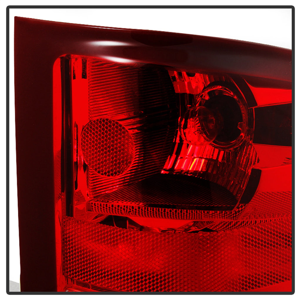 Spyder Auto 9033094 XTune Tail Light
