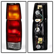 Load image into Gallery viewer, Spyder Auto 9034213 XTune Tail Lights Fits 86-97 D21 Pickup (Hard Body)