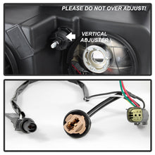 Load image into Gallery viewer, Spyder Auto 9040542 XTune Headlight Fits 15-17 Colorado