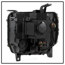 Load image into Gallery viewer, Spyder Auto 9042423 Headlights Fits 14-15 Sierra 1500