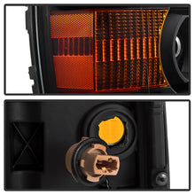 Load image into Gallery viewer, Spyder Auto 9042423 Headlights Fits 14-15 Sierra 1500